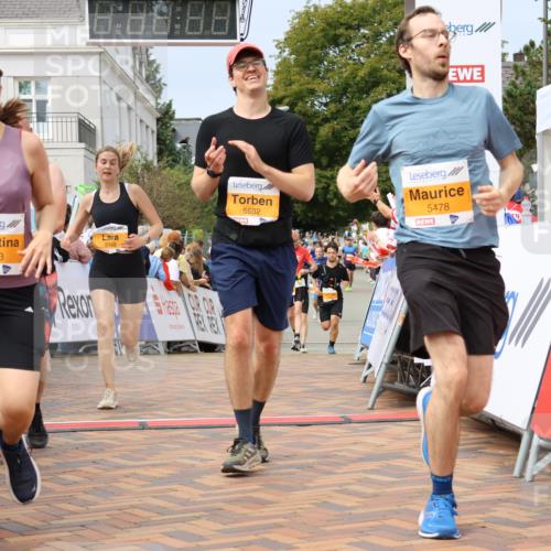 31.08.2025 - 21. Blankeneser Heldenlauf Strokosch-Dieckow http://msf.ph/oto/8695892 31.08.2025 12:29:20 Ziel 5148, 5149, 5460, 5633, 5632, 5478, 5774, 5582, 4206, 4182 meine-sportfotos.de
