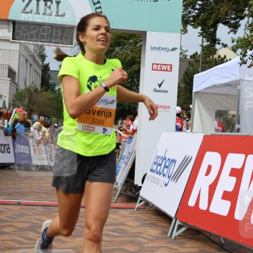 31.08.2025 - 21. Blankeneser Heldenlauf Strokosch-Dieckow http://msf.ph/oto/8695897 31.08.2025 12:24:19 Ziel 5398, 5773 meine-sportfotos.de