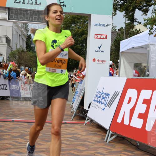31.08.2025 - 21. Blankeneser Heldenlauf Strokosch-Dieckow http://msf.ph/oto/8695899 31.08.2025 12:24:19 Ziel 5398, 5773 meine-sportfotos.de