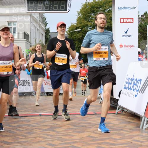 31.08.2025 - 21. Blankeneser Heldenlauf Strokosch-Dieckow http://msf.ph/oto/8695904 31.08.2025 12:29:19 Ziel 5148, 5149, 5460, 5633, 5632, 5478, 5774, 5582, 4206, 4182 meine-sportfotos.de