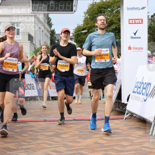 31.08.2025 - 21. Blankeneser Heldenlauf Strokosch-Dieckow http://msf.ph/oto/8695907 31.08.2025 12:29:19 Ziel 5148, 5149, 5460, 5633, 5632, 5478, 5774, 5582, 4206, 4182 meine-sportfotos.de