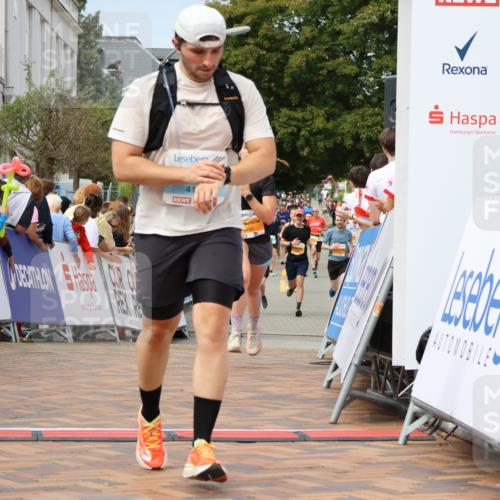 31.08.2025 - 21. Blankeneser Heldenlauf Strokosch-Dieckow http://msf.ph/oto/8695938 31.08.2025 12:29:12 Ziel 5238, 5460, 4106, 4206 meine-sportfotos.de