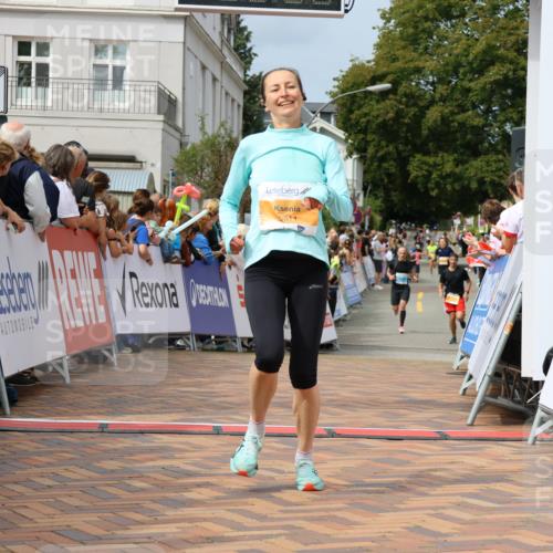 31.08.2025 - 21. Blankeneser Heldenlauf Strokosch-Dieckow http://msf.ph/oto/8695954 31.08.2025 12:24:02 Ziel 5811, 5242 meine-sportfotos.de