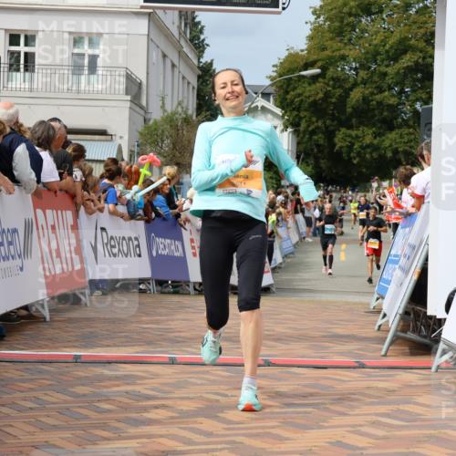 31.08.2025 - 21. Blankeneser Heldenlauf Strokosch-Dieckow http://msf.ph/oto/8695959 31.08.2025 12:24:02 Ziel 5811, 5242 meine-sportfotos.de