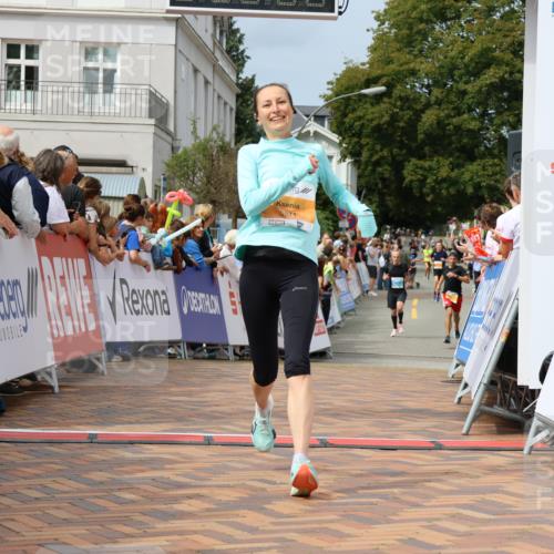31.08.2025 - 21. Blankeneser Heldenlauf Strokosch-Dieckow http://msf.ph/oto/8695961 31.08.2025 12:24:02 Ziel 5811, 5242 meine-sportfotos.de