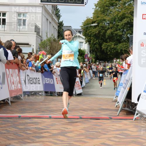 31.08.2025 - 21. Blankeneser Heldenlauf Strokosch-Dieckow http://msf.ph/oto/8695973 31.08.2025 12:24:01 Ziel 5811, 5242 meine-sportfotos.de