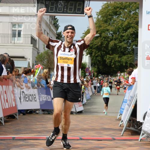 31.08.2025 - 21. Blankeneser Heldenlauf Strokosch-Dieckow http://msf.ph/oto/8696005 31.08.2025 12:23:56 Ziel 5242 meine-sportfotos.de