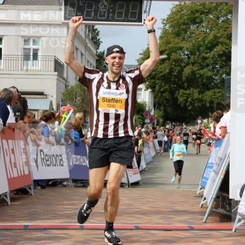 31.08.2025 - 21. Blankeneser Heldenlauf Strokosch-Dieckow http://msf.ph/oto/8696007 31.08.2025 12:23:56 Ziel 5242 meine-sportfotos.de