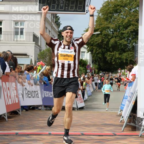 31.08.2025 - 21. Blankeneser Heldenlauf Strokosch-Dieckow http://msf.ph/oto/8696009 31.08.2025 12:23:56 Ziel 5242 meine-sportfotos.de