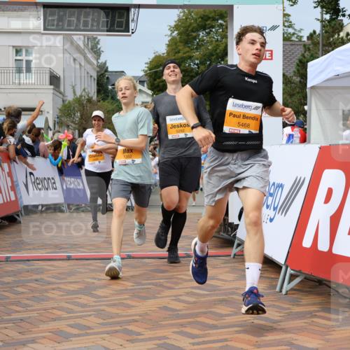 31.08.2025 - 21. Blankeneser Heldenlauf Strokosch-Dieckow http://msf.ph/oto/8696063 31.08.2025 12:28:39 Ziel 5468, 5352, 5292, 5823, 5499 meine-sportfotos.de