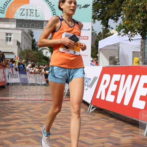 31.08.2025 - 21. Blankeneser Heldenlauf Strokosch-Dieckow http://msf.ph/oto/8696083 31.08.2025 12:23:39 Ziel 5367, 5366, 5178, 4006, 4016 meine-sportfotos.de