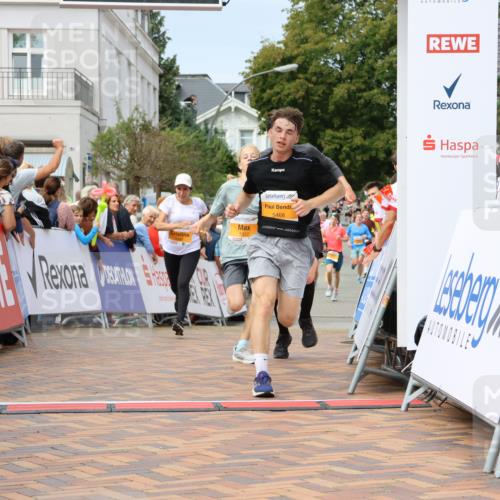 31.08.2025 - 21. Blankeneser Heldenlauf Strokosch-Dieckow http://msf.ph/oto/8696089 31.08.2025 12:28:38 Ziel 5468, 5540, 5352, 5292, 5499 meine-sportfotos.de