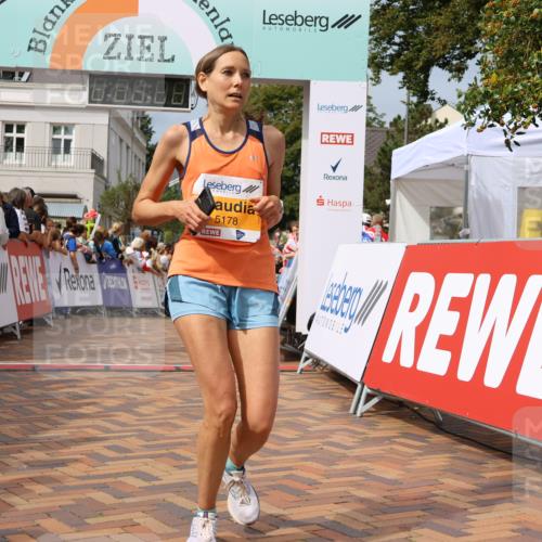 31.08.2025 - 21. Blankeneser Heldenlauf Strokosch-Dieckow http://msf.ph/oto/8696090 31.08.2025 12:23:39 Ziel 5367, 5366, 5178, 4006, 4016 meine-sportfotos.de