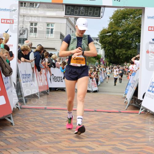 31.08.2025 - 21. Blankeneser Heldenlauf Strokosch-Dieckow http://msf.ph/oto/8696106 31.08.2025 12:28:31 Ziel 5320, 5540, 5813, 4220, 4424 meine-sportfotos.de