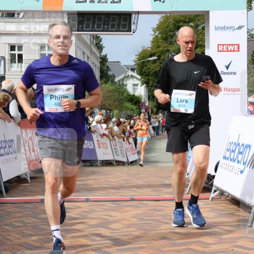 31.08.2025 - 21. Blankeneser Heldenlauf Strokosch-Dieckow http://msf.ph/oto/8696107 31.08.2025 12:23:33 Ziel 5178, 4419, 4278, 4006, 4016 meine-sportfotos.de