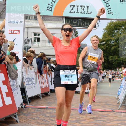 31.08.2025 - 21. Blankeneser Heldenlauf Strokosch-Dieckow http://msf.ph/oto/8696109 31.08.2025 12:28:28 Ziel 5320, 5540, 5813, 4220, 4424 meine-sportfotos.de