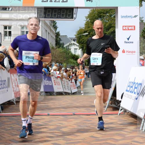 31.08.2025 - 21. Blankeneser Heldenlauf Strokosch-Dieckow http://msf.ph/oto/8696112 31.08.2025 12:23:33 Ziel 5178, 4419, 4278, 4006, 4016 meine-sportfotos.de