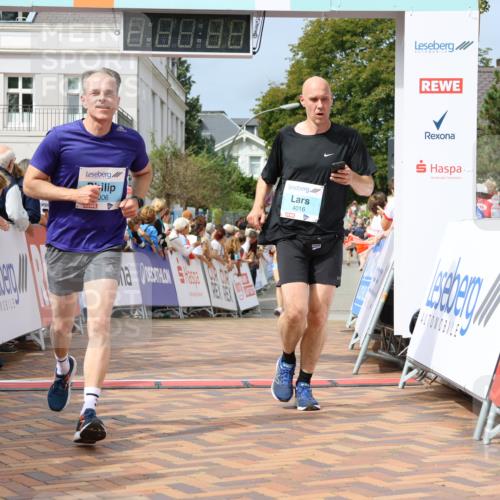 31.08.2025 - 21. Blankeneser Heldenlauf Strokosch-Dieckow http://msf.ph/oto/8696121 31.08.2025 12:23:33 Ziel 5178, 4419, 4278, 4006, 4016 meine-sportfotos.de