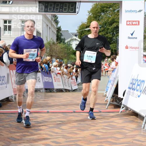 31.08.2025 - 21. Blankeneser Heldenlauf Strokosch-Dieckow http://msf.ph/oto/8696123 31.08.2025 12:23:33 Ziel 5178, 4419, 4278, 4006, 4016 meine-sportfotos.de