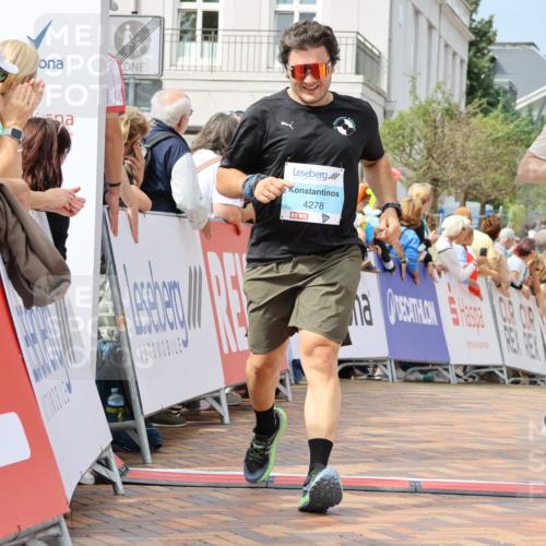 31.08.2025 - 21. Blankeneser Heldenlauf Strokosch-Dieckow http://msf.ph/oto/8696138 31.08.2025 12:23:28 Ziel 5410, 5252, 4419, 4278, 4006, 4016 meine-sportfotos.de