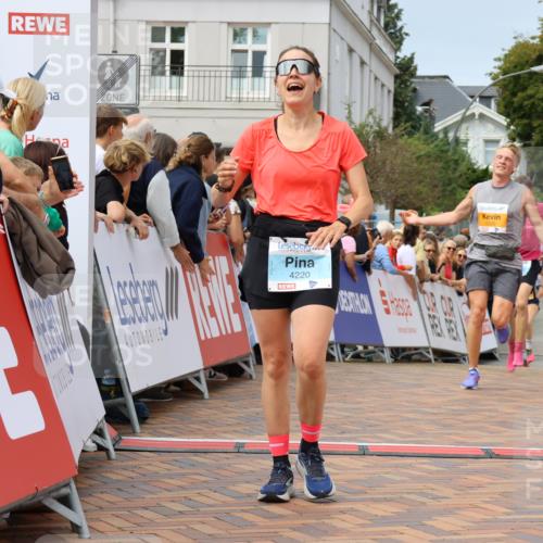 31.08.2025 - 21. Blankeneser Heldenlauf Strokosch-Dieckow http://msf.ph/oto/8696141 31.08.2025 12:28:26 Ziel 5320, 5540, 5813, 4220, 4424 meine-sportfotos.de