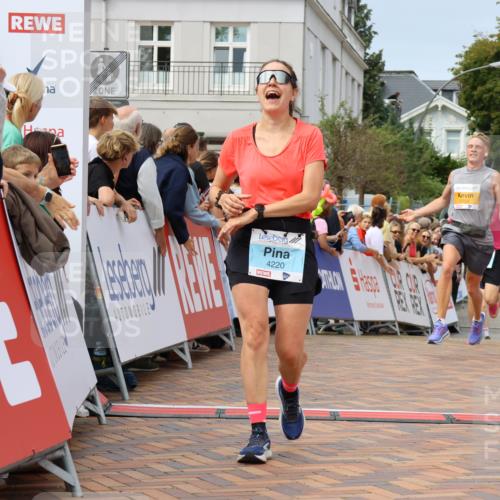 31.08.2025 - 21. Blankeneser Heldenlauf Strokosch-Dieckow http://msf.ph/oto/8696145 31.08.2025 12:28:26 Ziel 5320, 5540, 5813, 4220, 4424 meine-sportfotos.de