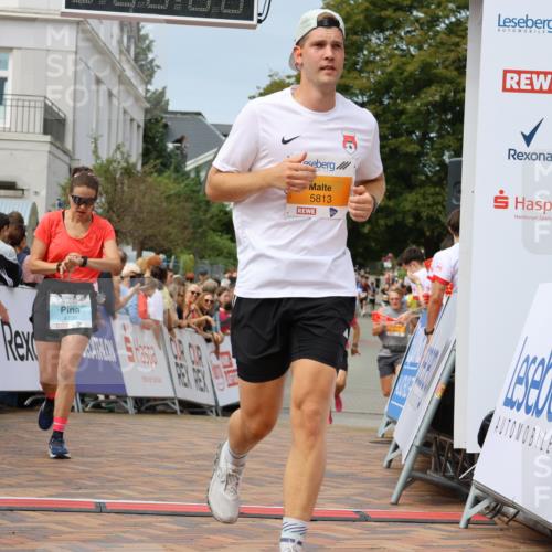 31.08.2025 - 21. Blankeneser Heldenlauf Strokosch-Dieckow http://msf.ph/oto/8696152 31.08.2025 12:28:24 Ziel 5320, 5813, 4220, 4424 meine-sportfotos.de