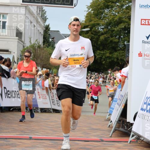31.08.2025 - 21. Blankeneser Heldenlauf Strokosch-Dieckow http://msf.ph/oto/8696161 31.08.2025 12:28:24 Ziel 5320, 5813, 4220, 4424 meine-sportfotos.de