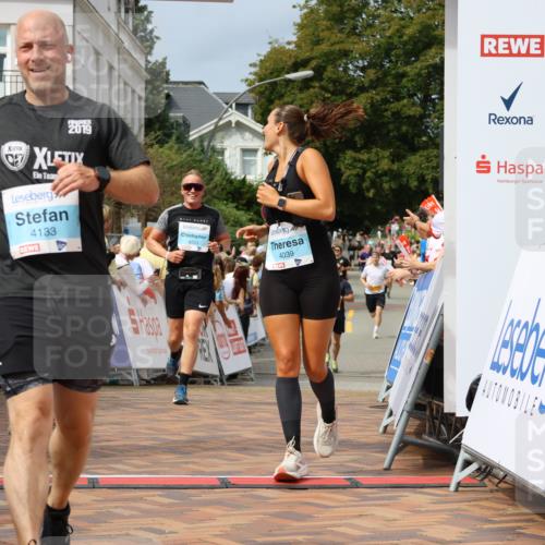 31.08.2025 - 21. Blankeneser Heldenlauf Strokosch-Dieckow http://msf.ph/oto/8696175 31.08.2025 12:23:15 Ziel 5709, 5144, 4133, 4039, 4042, 4253 meine-sportfotos.de