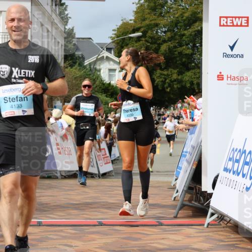 31.08.2025 - 21. Blankeneser Heldenlauf Strokosch-Dieckow http://msf.ph/oto/8696177 31.08.2025 12:23:15 Ziel 5709, 5144, 4133, 4039, 4042, 4253 meine-sportfotos.de