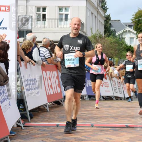 31.08.2025 - 21. Blankeneser Heldenlauf Strokosch-Dieckow http://msf.ph/oto/8696185 31.08.2025 12:23:14 Ziel 5709, 5144, 4133, 4039, 4042, 4253 meine-sportfotos.de