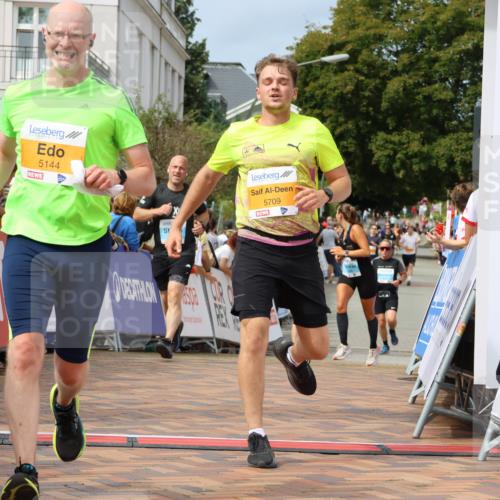 31.08.2025 - 21. Blankeneser Heldenlauf Strokosch-Dieckow http://msf.ph/oto/8696187 31.08.2025 12:23:11 Ziel 5709, 5797, 5144, 4133, 4039, 4042 meine-sportfotos.de