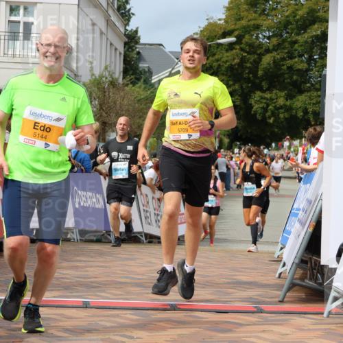 31.08.2025 - 21. Blankeneser Heldenlauf Strokosch-Dieckow http://msf.ph/oto/8696193 31.08.2025 12:23:11 Ziel 5709, 5797, 5144, 4133, 4039, 4042 meine-sportfotos.de