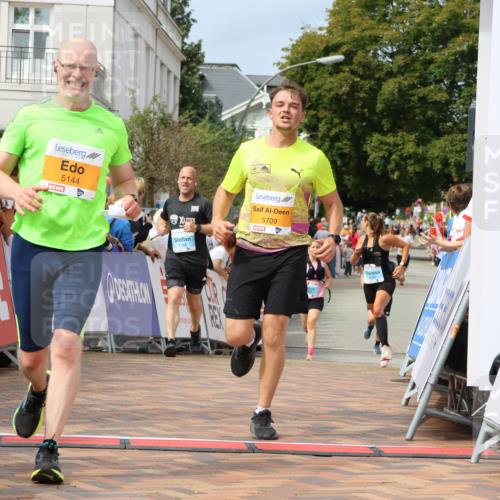 31.08.2025 - 21. Blankeneser Heldenlauf Strokosch-Dieckow http://msf.ph/oto/8696197 31.08.2025 12:23:11 Ziel 5709, 5797, 5144, 4133, 4039, 4042 meine-sportfotos.de