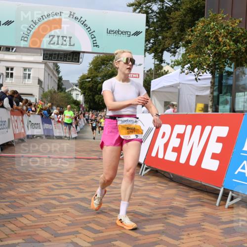 31.08.2025 - 21. Blankeneser Heldenlauf Strokosch-Dieckow http://msf.ph/oto/8696213 31.08.2025 12:23:07 Ziel 5709, 5797, 5144, 4358, 4025, 4426 meine-sportfotos.de