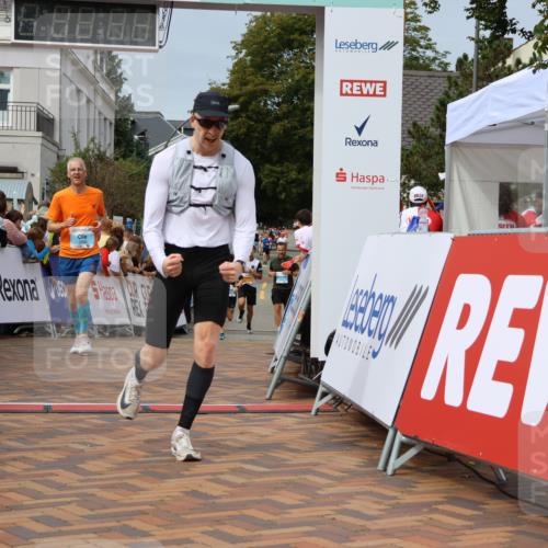 31.08.2025 - 21. Blankeneser Heldenlauf Strokosch-Dieckow http://msf.ph/oto/8696221 31.08.2025 12:27:57 Ziel 5322, 4058 meine-sportfotos.de