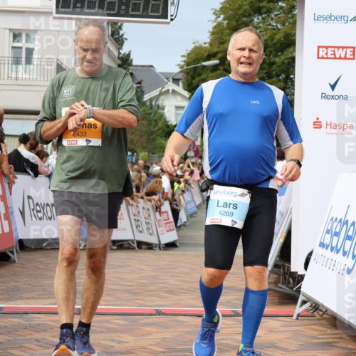 31.08.2025 - 21. Blankeneser Heldenlauf Strokosch-Dieckow http://msf.ph/oto/8696230 31.08.2025 12:27:50 Ziel 5433, 5742, 4269 meine-sportfotos.de