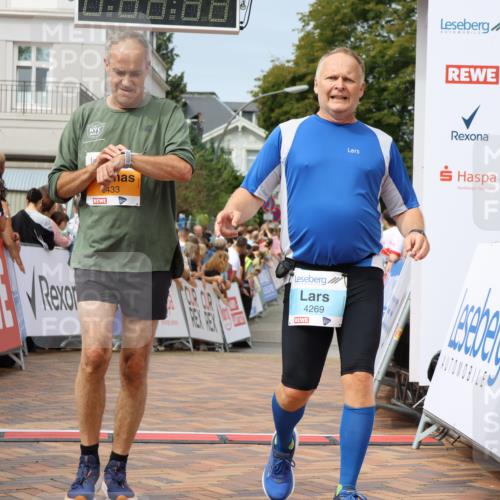 31.08.2025 - 21. Blankeneser Heldenlauf Strokosch-Dieckow http://msf.ph/oto/8696232 31.08.2025 12:27:50 Ziel 5433, 5742, 4269 meine-sportfotos.de