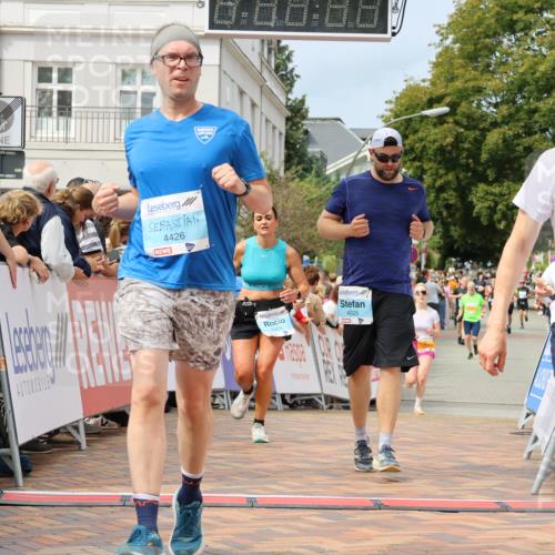 31.08.2025 - 21. Blankeneser Heldenlauf Strokosch-Dieckow http://msf.ph/oto/8696246 31.08.2025 12:23:00 Ziel 5797, 4358, 4025, 4285, 4426 meine-sportfotos.de