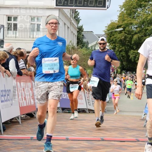 31.08.2025 - 21. Blankeneser Heldenlauf Strokosch-Dieckow http://msf.ph/oto/8696255 31.08.2025 12:23:00 Ziel 5797, 4358, 4025, 4285, 4426 meine-sportfotos.de