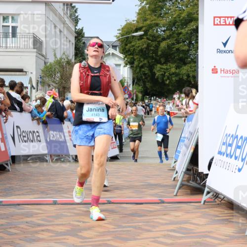 31.08.2025 - 21. Blankeneser Heldenlauf Strokosch-Dieckow http://msf.ph/oto/8696258 31.08.2025 12:27:42 Ziel 5121, 5403, 5564, 5742, 4143 meine-sportfotos.de