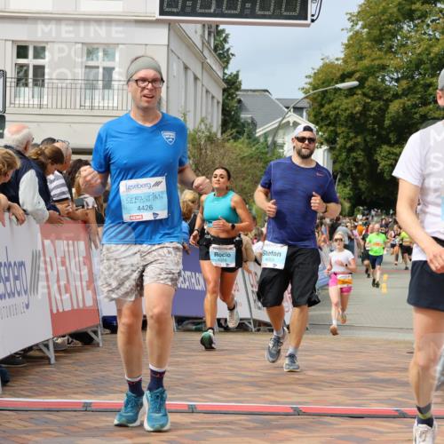 31.08.2025 - 21. Blankeneser Heldenlauf Strokosch-Dieckow http://msf.ph/oto/8696261 31.08.2025 12:23:00 Ziel 5797, 4358, 4025, 4285, 4426 meine-sportfotos.de