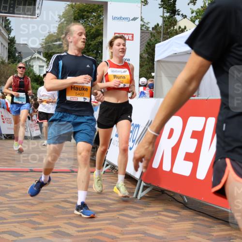 31.08.2025 - 21. Blankeneser Heldenlauf Strokosch-Dieckow http://msf.ph/oto/8696265 31.08.2025 12:27:41 Ziel 5121, 5403, 5564, 5742, 4143 meine-sportfotos.de