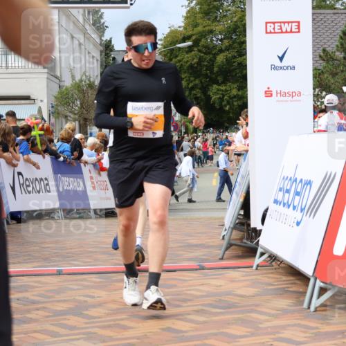 31.08.2025 - 21. Blankeneser Heldenlauf Strokosch-Dieckow http://msf.ph/oto/8696287 31.08.2025 12:22:42 Ziel 5556, 5521, 5471, 5828, 5522 meine-sportfotos.de