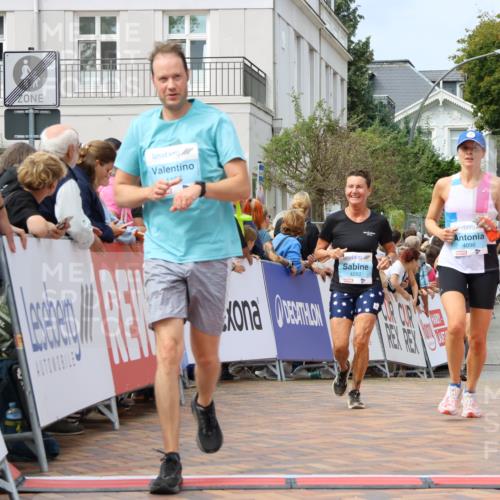 31.08.2025 - 21. Blankeneser Heldenlauf Strokosch-Dieckow http://msf.ph/oto/8696319 31.08.2025 12:22:32 Ziel 5556, 5522, 4166, 4056, 4098, 4282 meine-sportfotos.de