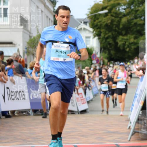 31.08.2025 - 21. Blankeneser Heldenlauf Strokosch-Dieckow http://msf.ph/oto/8696328 31.08.2025 12:22:29 Ziel 5624, 5207, 4166, 4056, 4098, 4282 meine-sportfotos.de