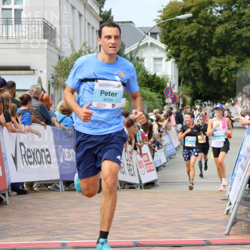 31.08.2025 - 21. Blankeneser Heldenlauf Strokosch-Dieckow http://msf.ph/oto/8696333 31.08.2025 12:22:29 Ziel 5624, 5207, 4166, 4056, 4098, 4282 meine-sportfotos.de