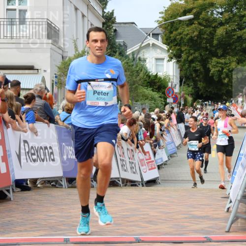 31.08.2025 - 21. Blankeneser Heldenlauf Strokosch-Dieckow http://msf.ph/oto/8696339 31.08.2025 12:22:28 Ziel 5624, 5207, 4166, 4056 meine-sportfotos.de