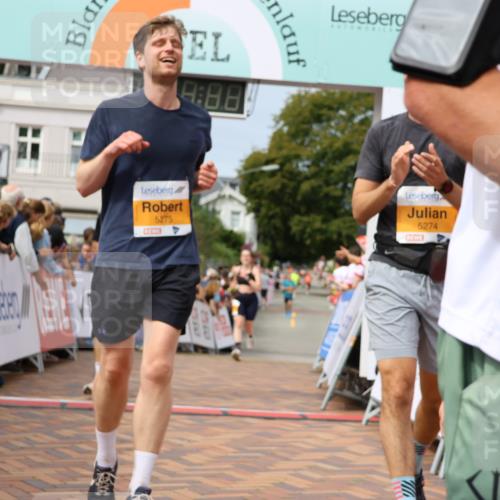 31.08.2025 - 21. Blankeneser Heldenlauf Strokosch-Dieckow http://msf.ph/oto/8696347 31.08.2025 12:27:02 Ziel 5065, 5274, 5275, 5664, 5015, 5291, 5818, 5819 meine-sportfotos.de