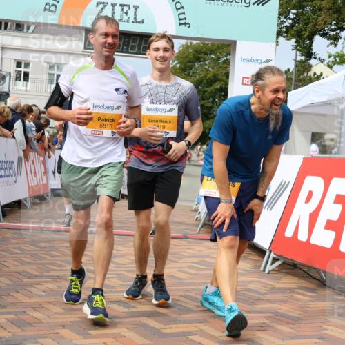 31.08.2025 - 21. Blankeneser Heldenlauf Strokosch-Dieckow http://msf.ph/oto/8696359 31.08.2025 12:27:01 Ziel 5065, 5274, 5275, 5664, 5015, 5291, 5818, 5819 meine-sportfotos.de
